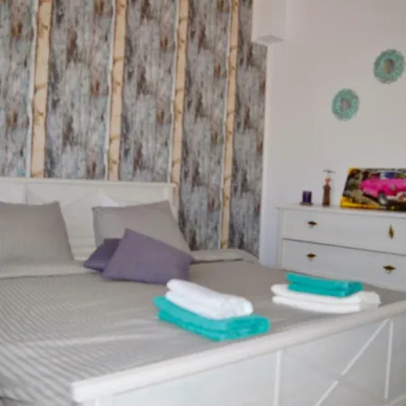 Buddha Luxury Apartment *
